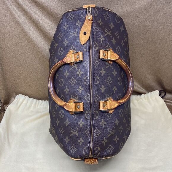 Authentic LOUIS VUITTON Speedy 35 Monogram - Picture 8 of 16